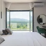 Luxurious In Dicmo