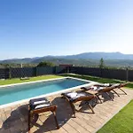Luxurious In