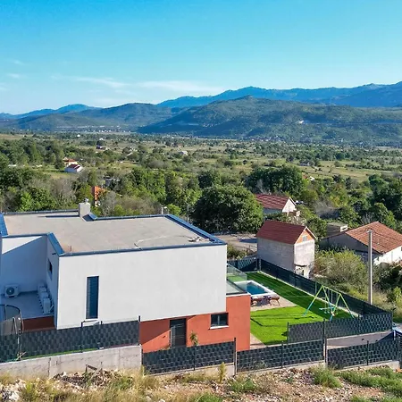 Prázdninový dům Amazing In With Kitchen Dicmo