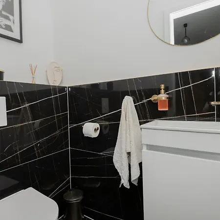Holiday home Amazing In With Kitchen
