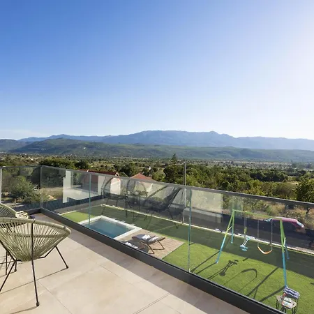 Amazing In With Kitchen Semesterbostad Dicmo