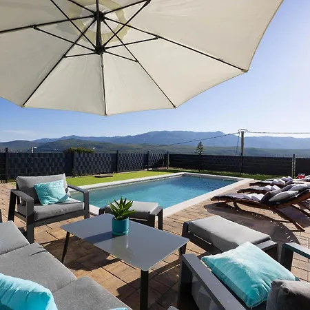 Amazing In With Kitchen